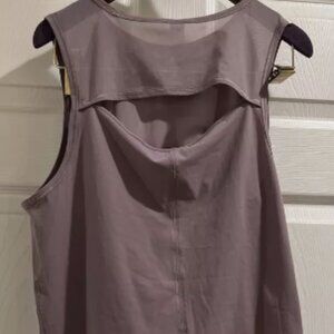 NWT Lululemon Sculpt Tank *Cropped Violet Verbena Size : 4
